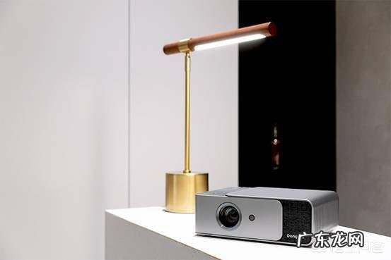 白墙为什么不能代替大屏幕投影墙?