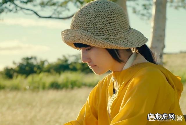 所谓美文,是应该体现真情实感有灵魂,还是体现华词堆砌一空壳,你怎么看?