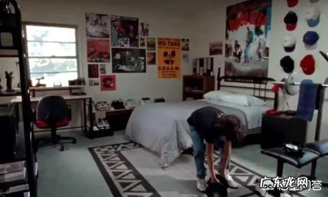 走美黑路线,服装色彩搭配的技巧有哪些?