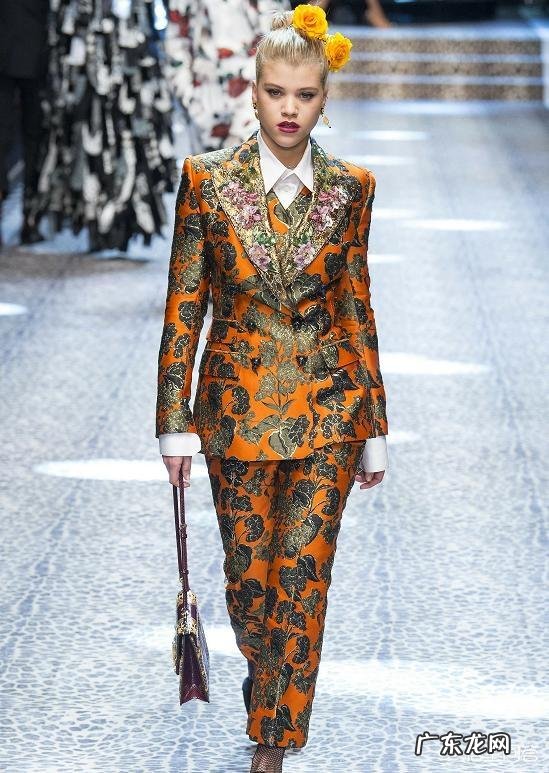 衣服怎么混搭看起来舒服又好看?