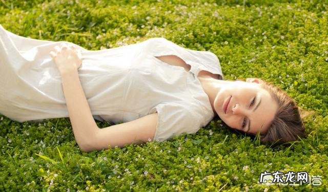 #情人节约会必带#情人节约会时,女生包包里要准备哪些东西?