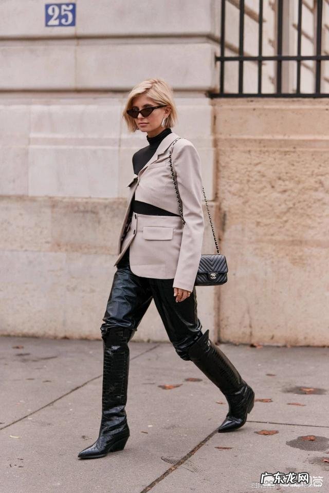 今年最流行的职业装是什么?