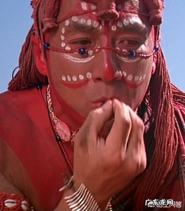 我是成龙,春节档到了,60年来我陆续拍摄了250部电影,你最喜欢哪部?为什么?