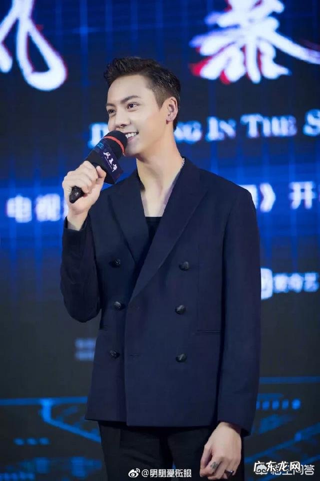 男生如何穿出绅士风度?怎样打领带?