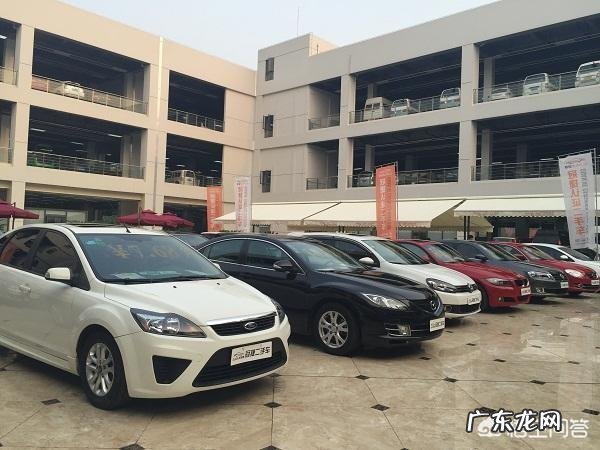 你会介意女朋友谈过很多次恋爱并且和以前的男友同居过吗?