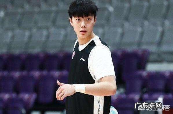 CBA全明星首周投票数公布,阿联林书豪当选南北区票王,胡明轩也有入选,你怎么看?