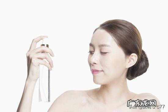 想让保持肌肤水润有什么办法吗?