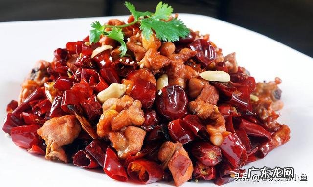 辣子鸡丁怎么做鸡肉才能外酥里嫩？