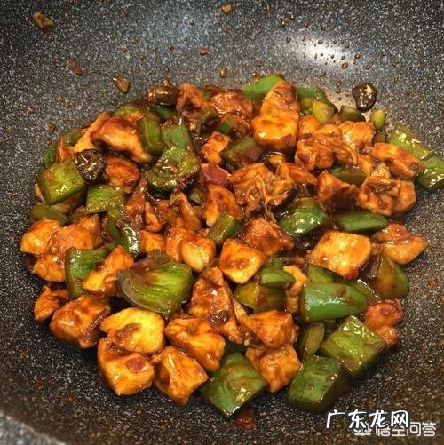 辣子鸡丁怎么做鸡肉才能外酥里嫩？