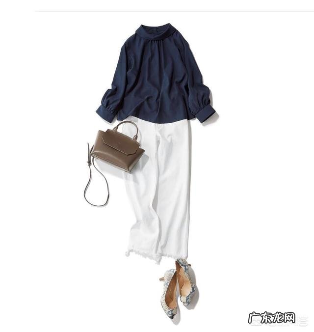 白色裤子很适合春夏季节,有哪些日常搭配实用又时尚?