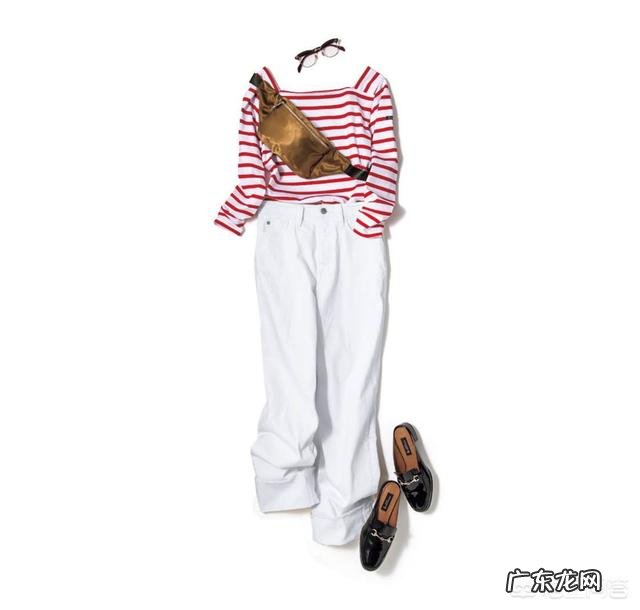 白色裤子很适合春夏季节,有哪些日常搭配实用又时尚?