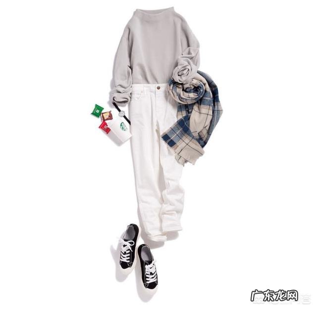 白色裤子很适合春夏季节,有哪些日常搭配实用又时尚?