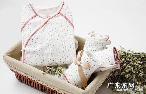 进产房需要准备些什么东西呢?孕妈妈穿什么衣服最好?