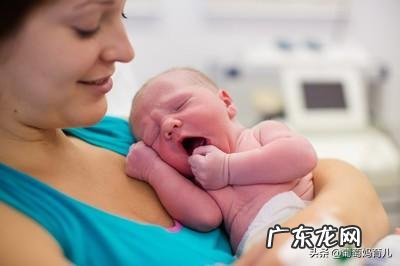 进产房需要准备些什么东西呢?孕妈妈穿什么衣服最好?