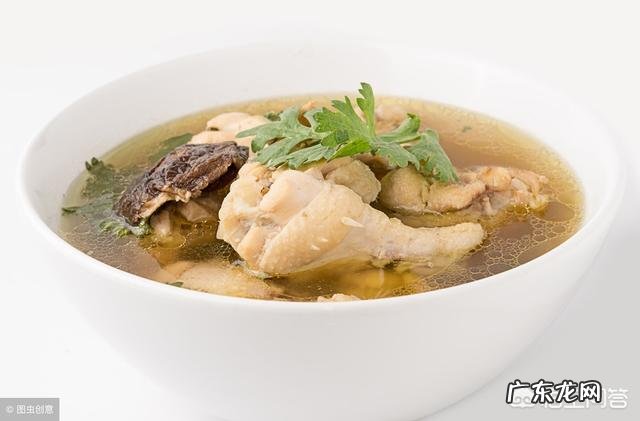 粿叶炖鸡汤有哪些功效?