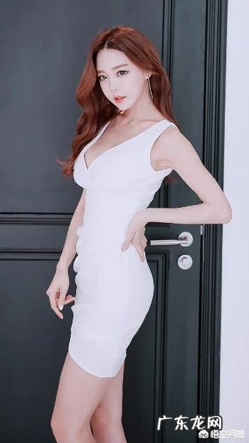 拍一组甜美少女风的时装摄影,穿搭什么衣服好看?