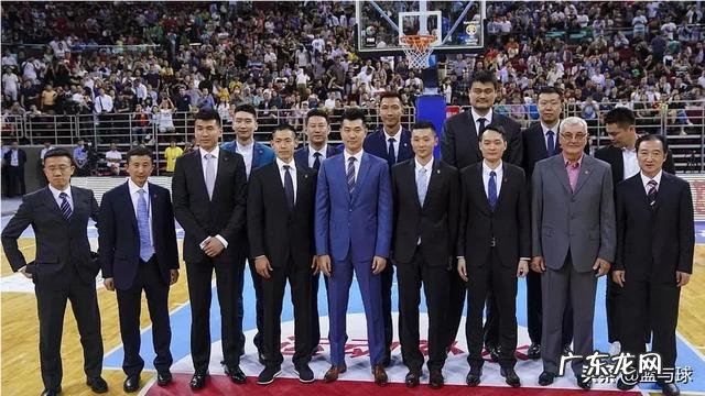 男篮世界杯开幕式,姚明会邀请08男篮或三大中锋到场打气吗?开幕式有直播吗?