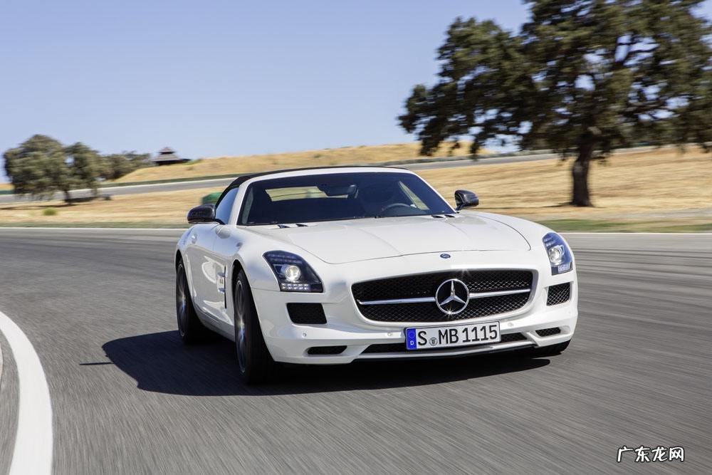 看看你的生肖适合开什么品牌的豪车? 属虎的开路虎风水上好吗