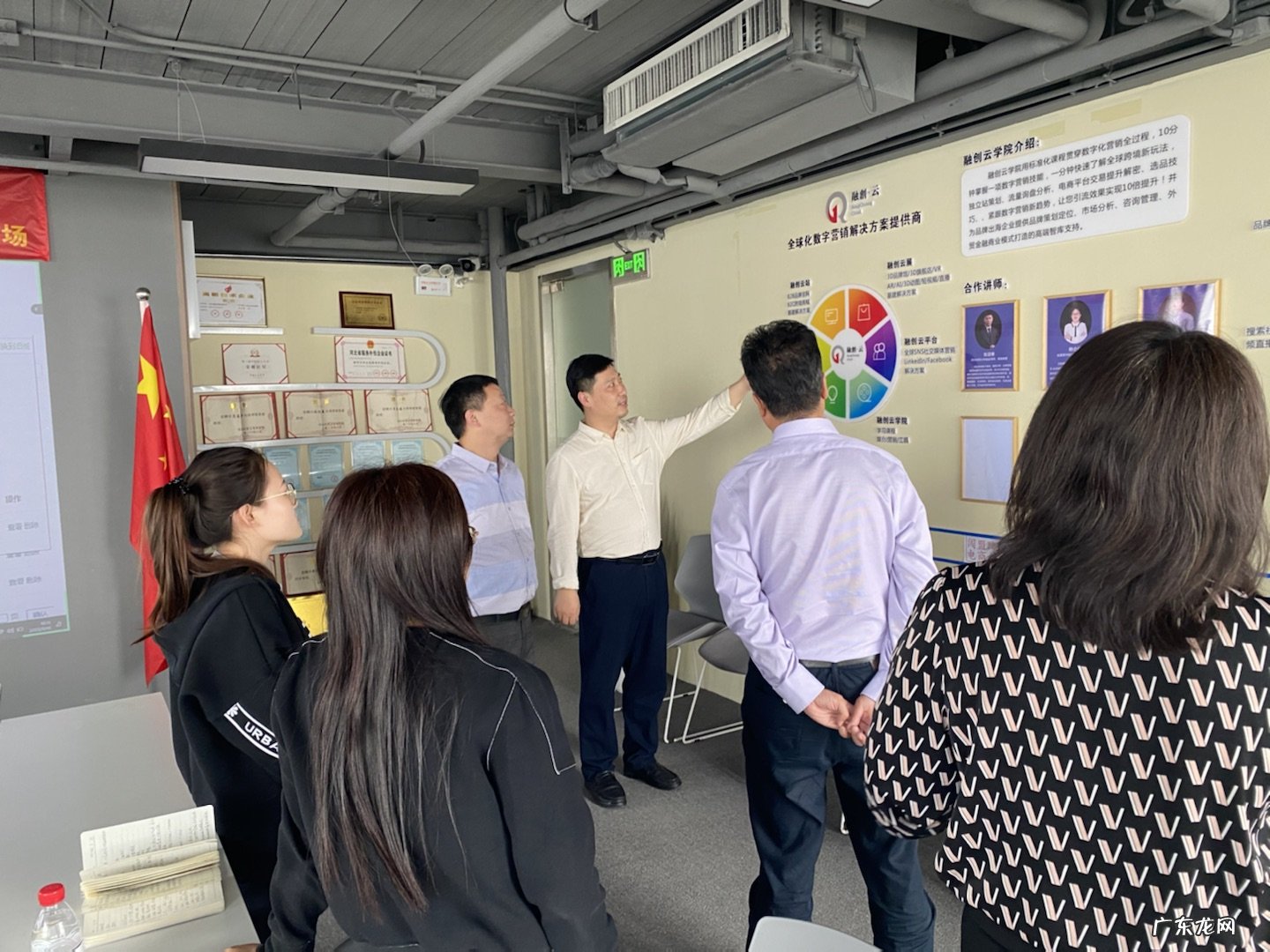 北京还有服装批发市场吗 北京大型外贸服装批发