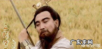 曹操自己制定的“士卒无败麦,犯者死”,他带头践踏了麦子,为何没有被处斩?