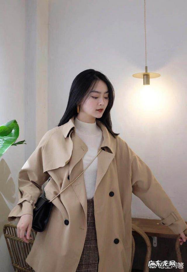 风衣要配什么发型才更好看？