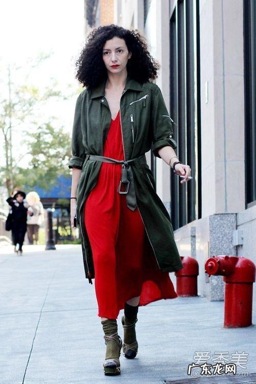 风衣要配什么发型才更好看?