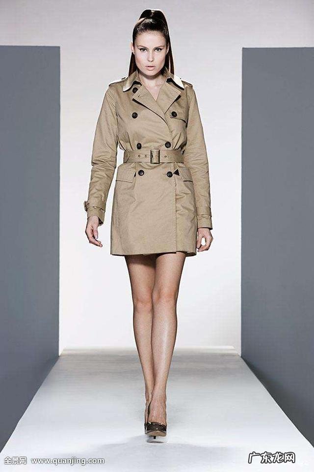 风衣要配什么发型才更好看?