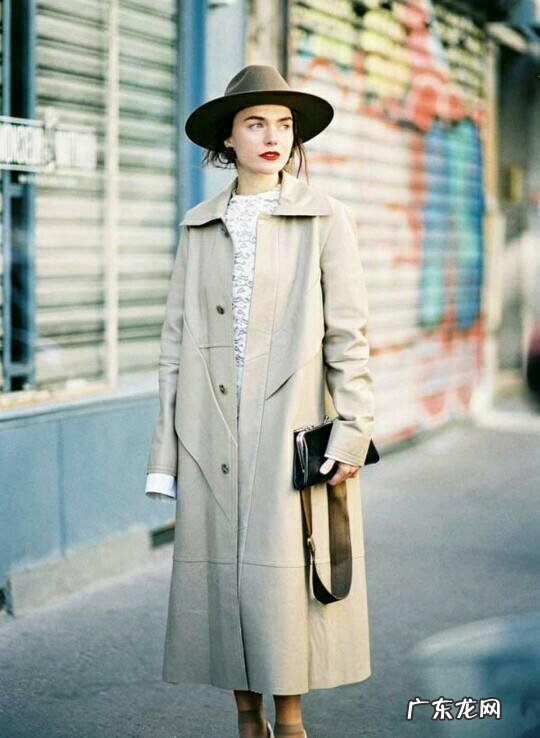 风衣要配什么发型才更好看?