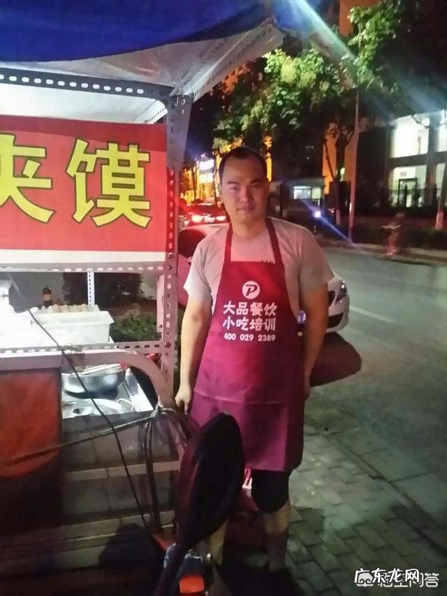 有什么小本项目投资小,也不说什么月入一万,够个生活费就行?