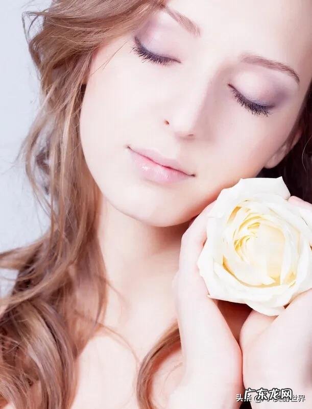 女人爱男人有什么表现?