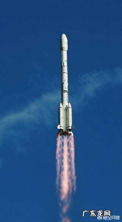 航天器喷射产生推力是不是代表真空不空?