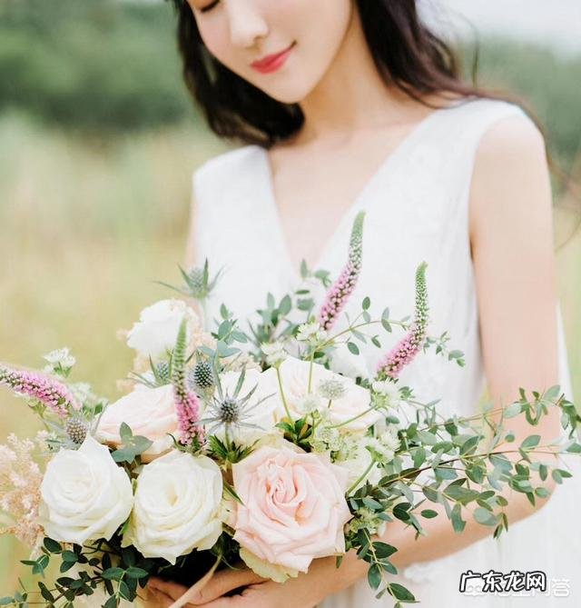 怎样才能把女生拍出清纯的感觉?