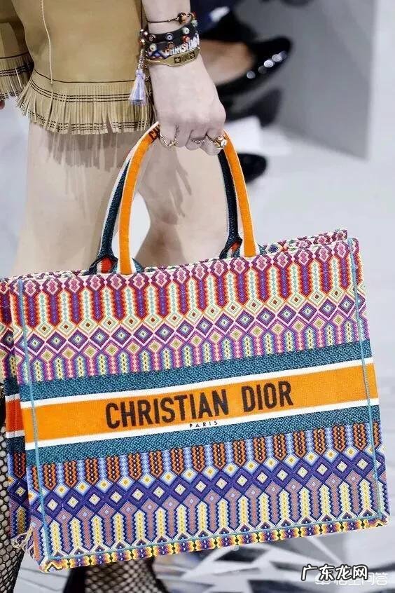 有哪些比较时尚的包包？