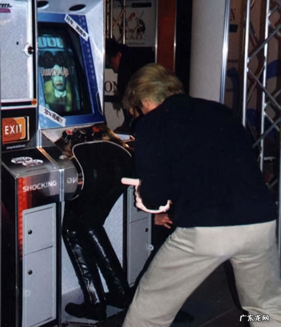 姐姐的踩踏游戏 踩踏板游戏