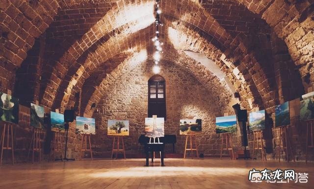 摄影中要怎么表现构图的整齐？