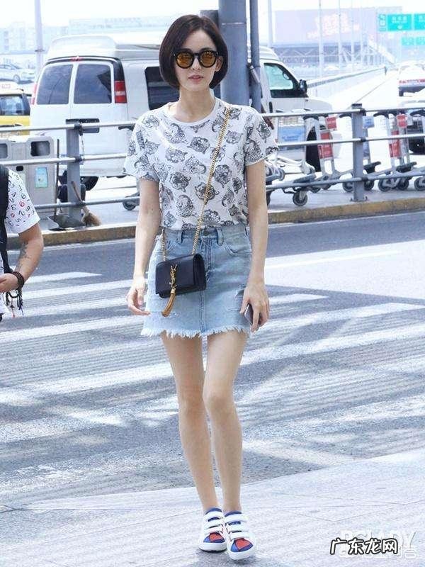 小白鞋怎么搭配时髦?