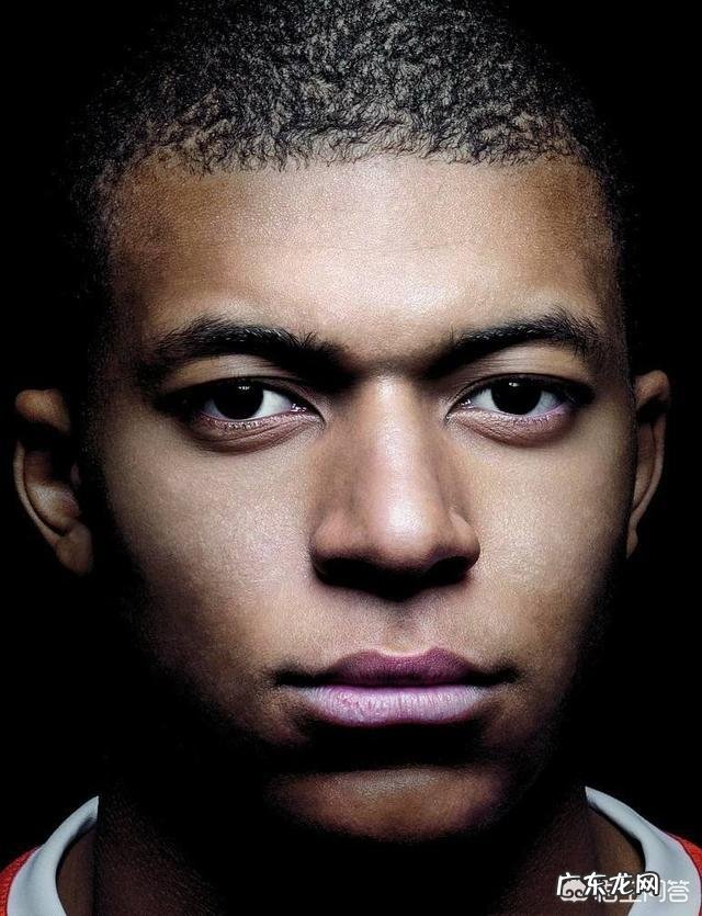 2.8亿欧元!法媒爆料皇马将在未来几周内报价姆巴佩,你觉得巴黎会放人吗?