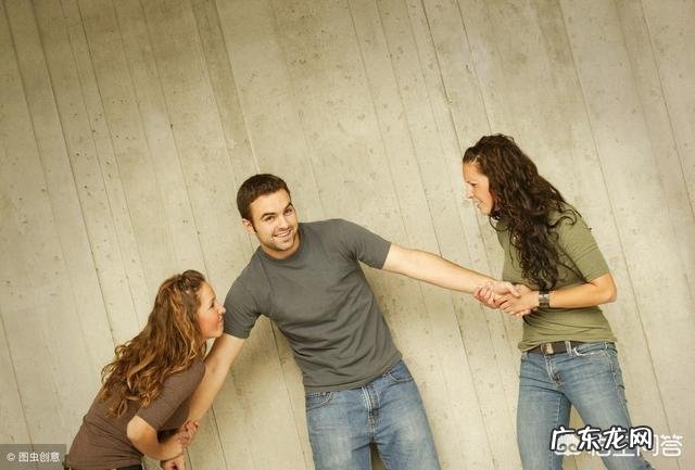 农村俗语“男怕磨,女怕泡;鸡怕撵,狗怕舔”,啥意思?有道理吗?