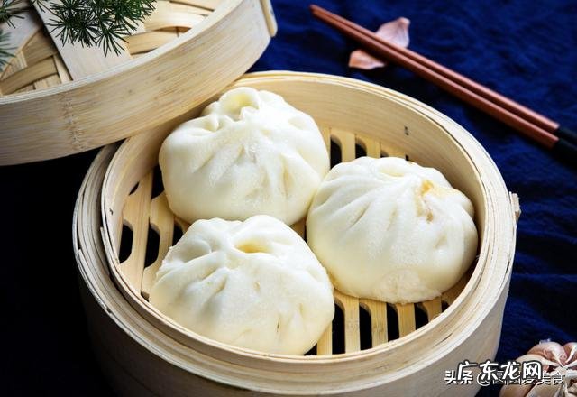 请问大家一般一日三餐都吃什么?想听听大家的菜谱?