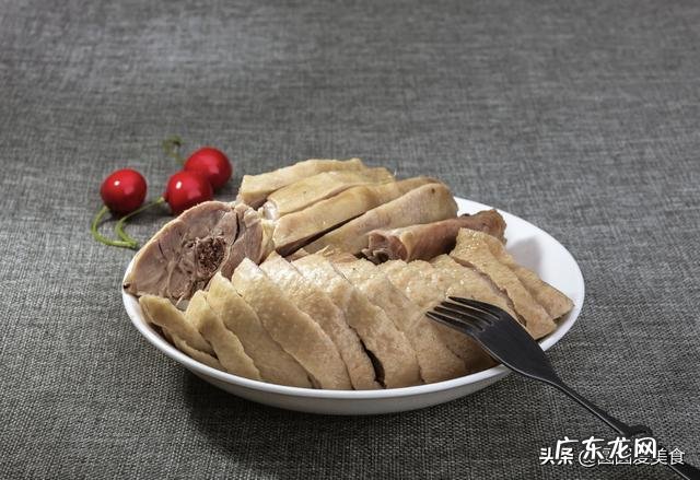 请问大家一般一日三餐都吃什么？想听听大家的菜谱？