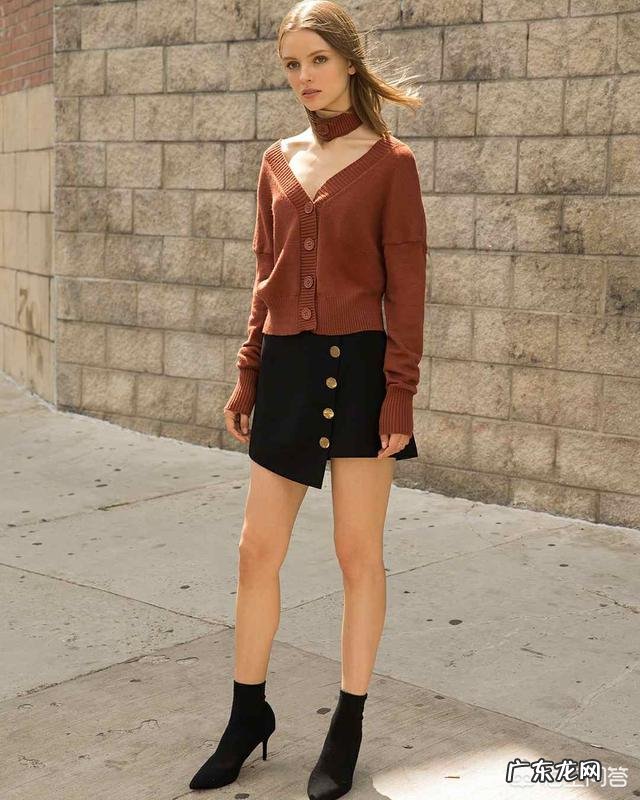 毛衣搭配哪些半身裙比较好看?