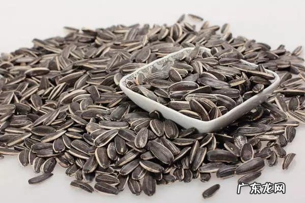 有哪些人们常吃的食物是很伤肝脏的?