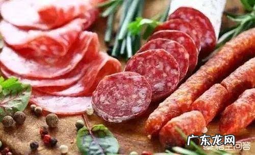 有哪些人们常吃的食物是很伤肝脏的?