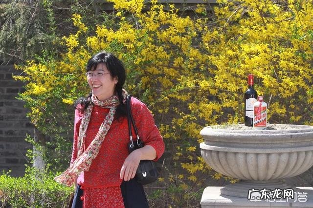 母亲节,媳妇不让自己给母亲买礼物,你还会给丈母娘买礼物吗?