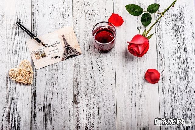 幼儿园大班小朋友，天天要和男孩玩，和男孩结婚，家长如何引导？