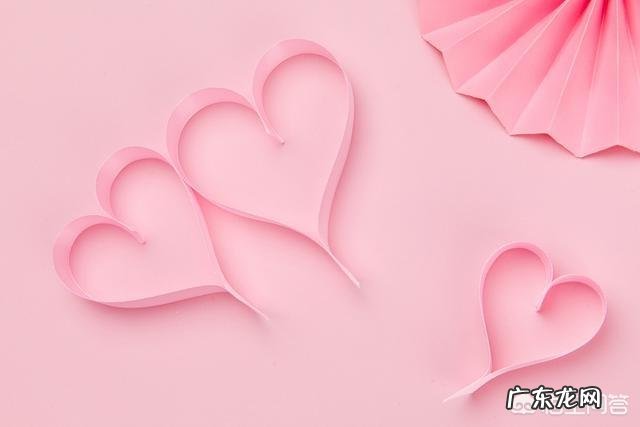 幼儿园大班小朋友，天天要和男孩玩，和男孩结婚，家长如何引导？