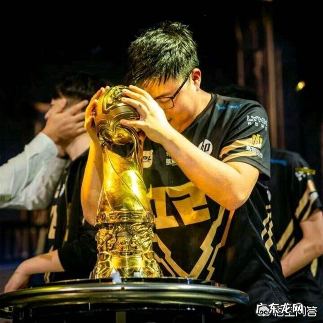 uzi会不会换战队？