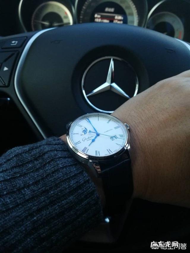 腕表喜欢低调不张扬的款,大家有戴过的比较合适的推荐吗?