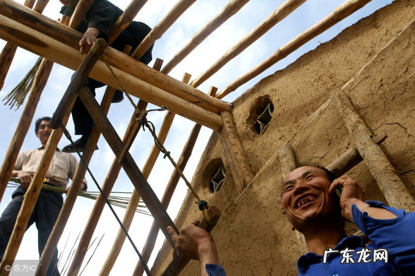 自家盖房子,工人受伤,这种情况下房主不用赔? 给自己家盖房子工人受伤了