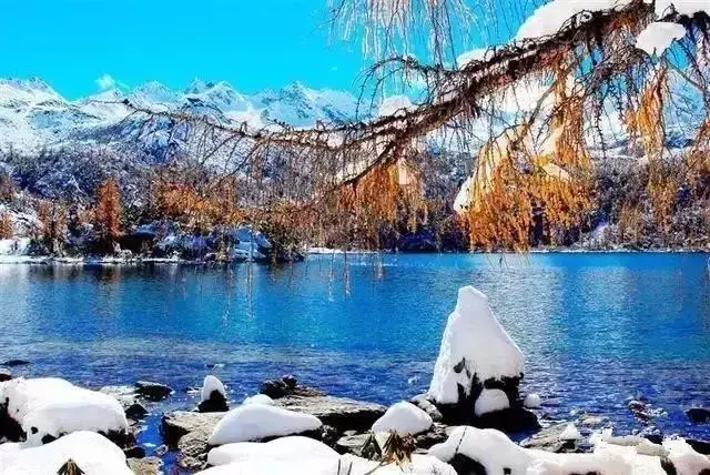 川西莲花湖风景区 甘孜州莲花湖在哪里
